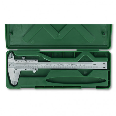 CALIBRE WEMBLEY ACERO 150MM LIVIANO      6409